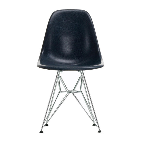Cadeira Eames em Fibra de Vidro DSR / Base Cromada